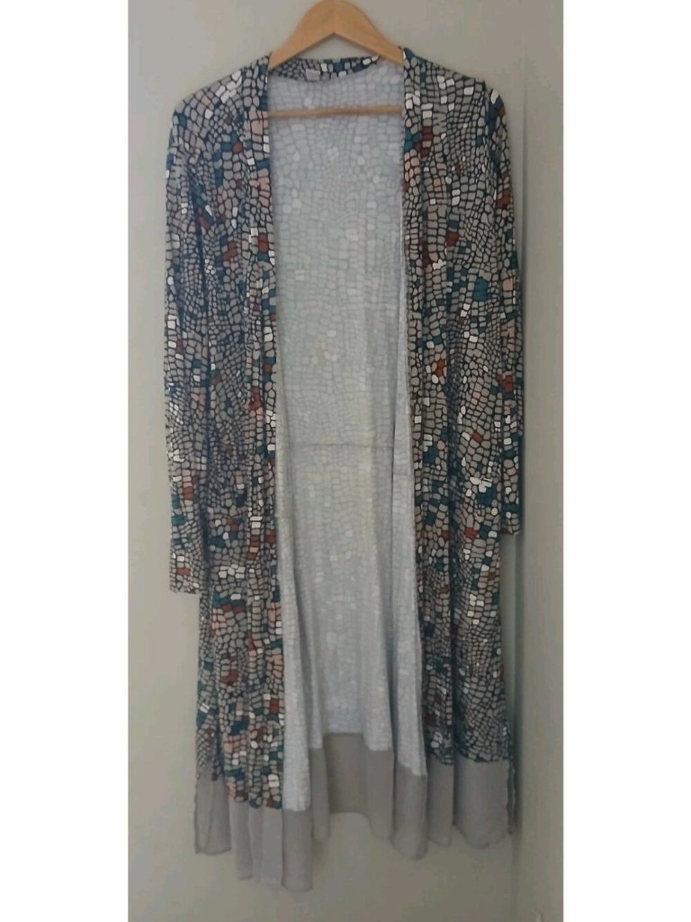 LOGO LORI GOLDSTEIN Leticia Mosaic Print Open Front Cardigan Duster